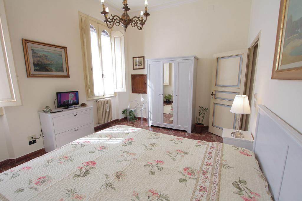 Il Diospero B&B Florenz Zimmer foto